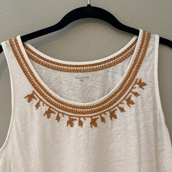 BOHO Garnet Hill Off-White and Gold Embroidered Linen & Modal Sleeveless Tank - Picture 3 of 10